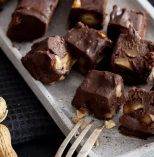 Enfes Çikolatalı Fıstık Ezmeli Truffle Tarifi: Evde Yapımı Çok Kolay!